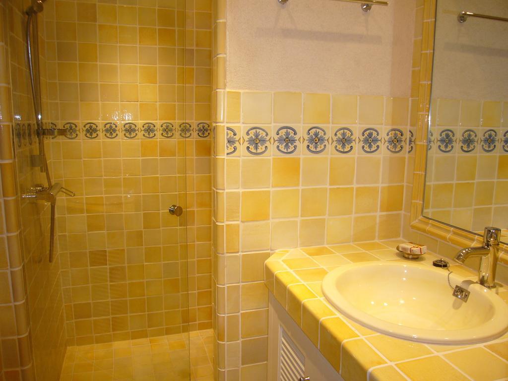 Le Point D'Orgue Bed & Breakfast Saint-Tropez Room photo